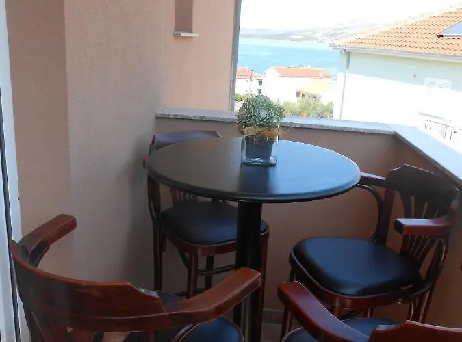 Okrug Gornji 13859a Appartement *